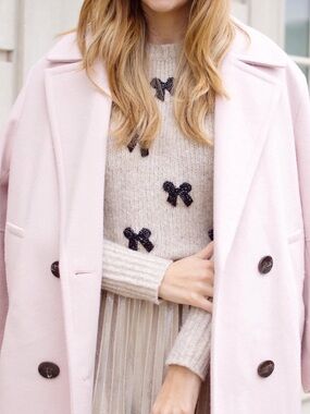 Zara Beige Knit Sweater with Black Bow Appliqués